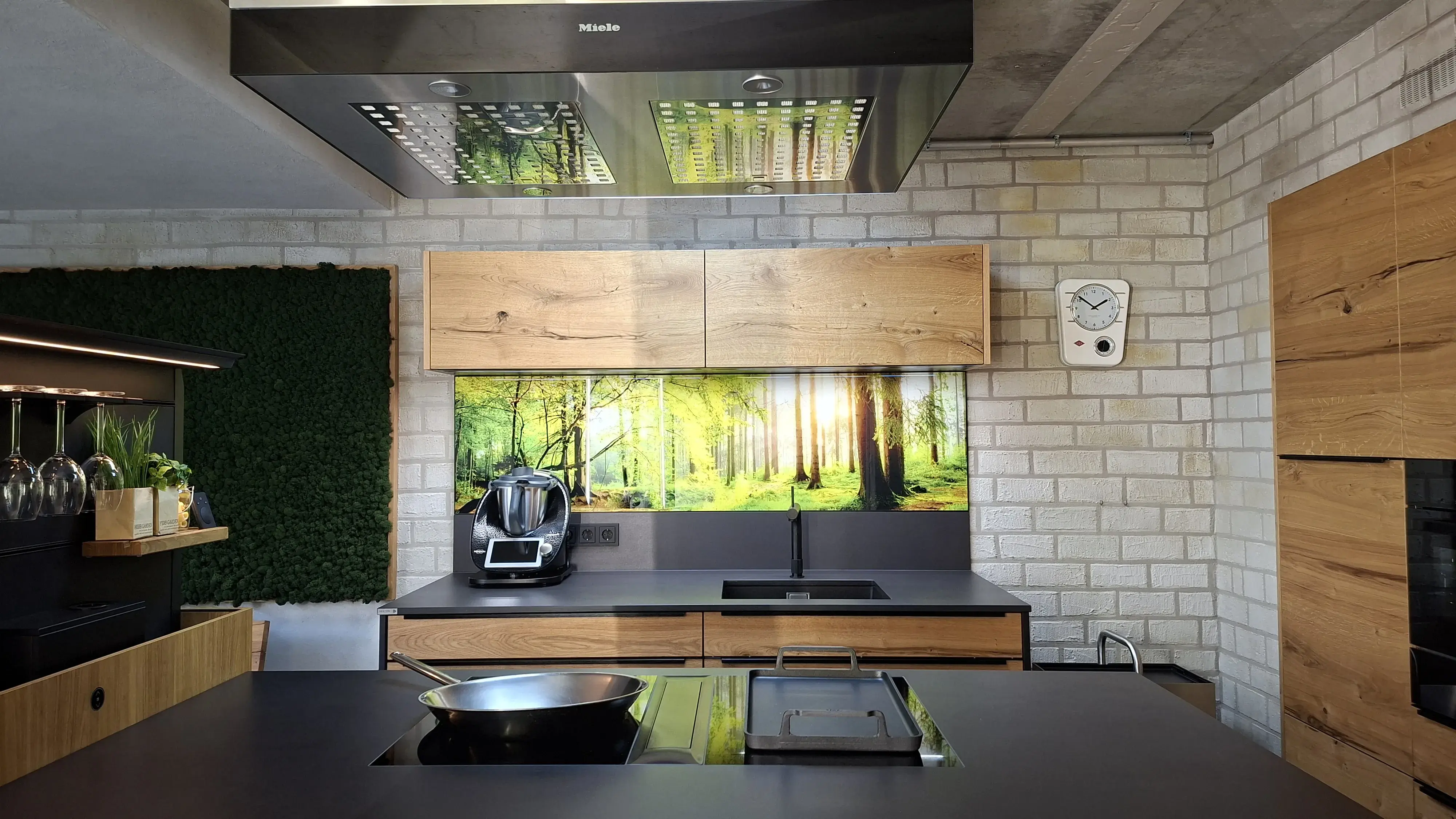 Ausstellung_Küchen_Diekmann_Risseiche_UG