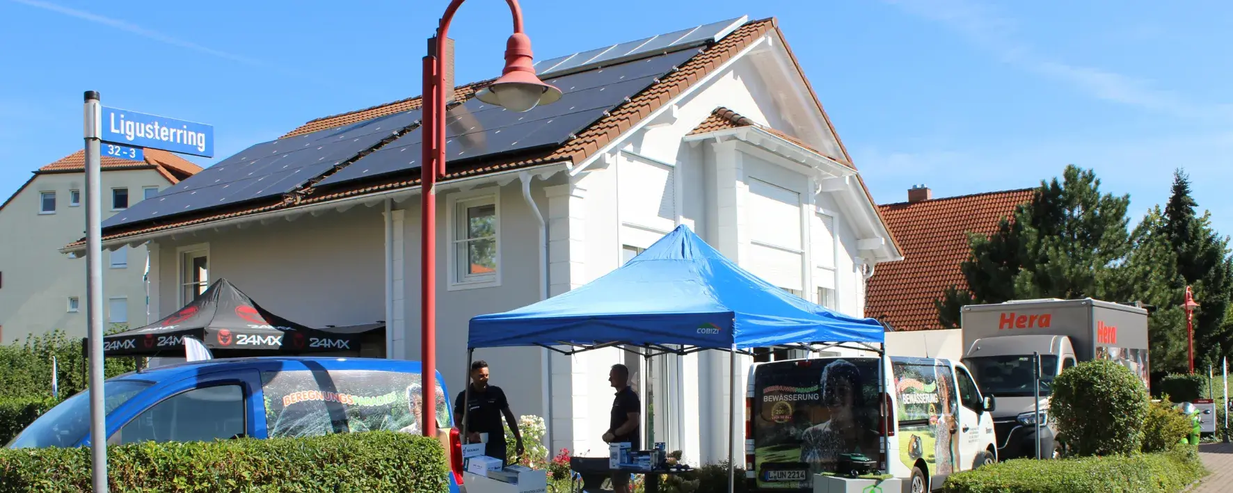 Titelbild Über uns: Außenansicht des Hauses, des Küchenstudios